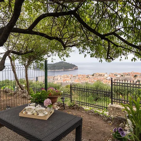 Apartament Maro