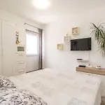 Apartman Maro *